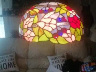 Tiffany lampe sælges