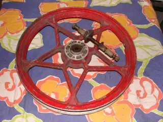 Suzuki GS 1000 G forhjul