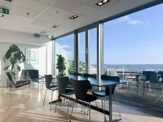  Find kontorplads i Regus Strandvejen til 4 pers