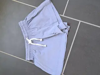 Next Shorts 