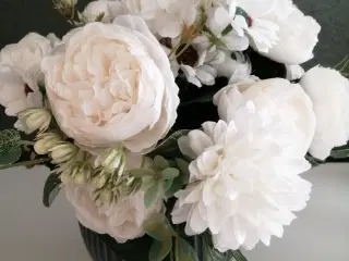NYE Kunstige blomster buketter 