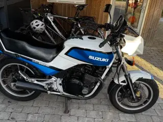 Suzuki GSX 550 ES