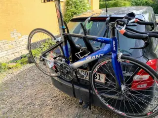UDLEJES - Handy lille cykelstativ 