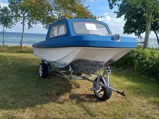 Dory 17 kabinebåd 70Hk
