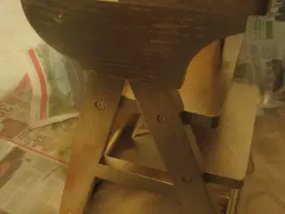 høj dukkestol 
