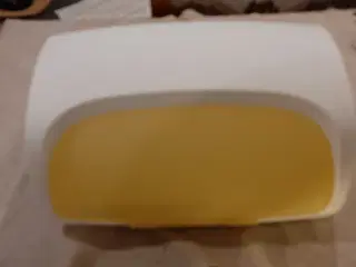 Tupperware brødbox m/skærebræt