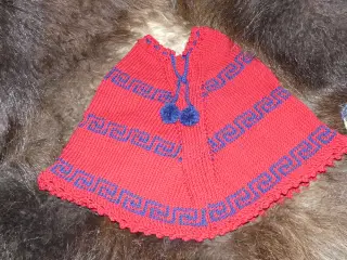Strikket Poncho str. 3 -  4 år