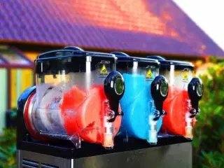 UDLEJES - Slushice maskine