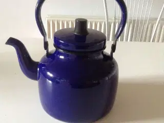 Ældre retro tekande i blå emalje