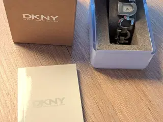 DKNY ure til dame. 