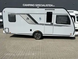 2022 - Knaus Südwind 500 UF "60 Years Celebration"   Knaus Südwind 500 UF 60-Years 2022 - Se den nu hos Camping-Specialisten.dk