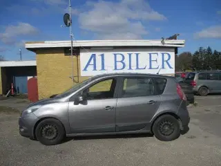 Renault Scenic III 1,9 dCi 130 Dynamique
