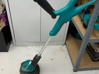Bosch kanttrimmer 18v