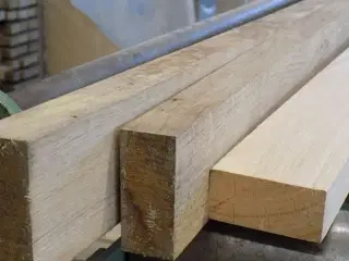 Lægter 30×64 mm - Lufttørret egetræ - Høvlet