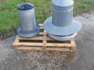 Fodersilo til fjerkræ. Galvaniseret.