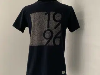 T-shirt str.152