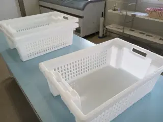 Fødevaregodkendte plastkasser/ opbevaring.