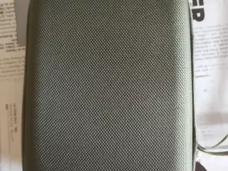 Etui til "computer ting"