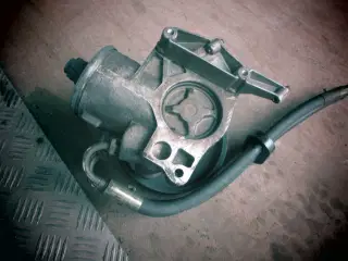 Brugt Servo pumpe  Mercedes 190 D  