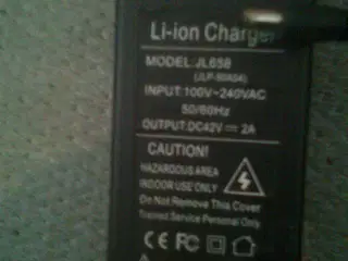 Oplader 42 V / 2 A