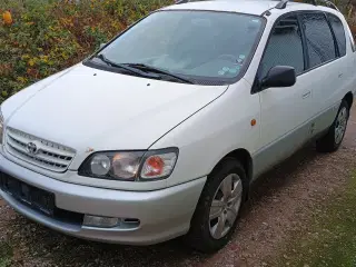 Toyota picnic van diesel