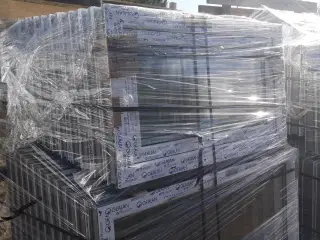 Facadedøre og vinduer plast