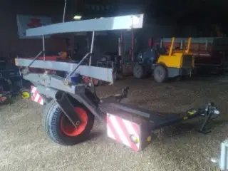 750-900