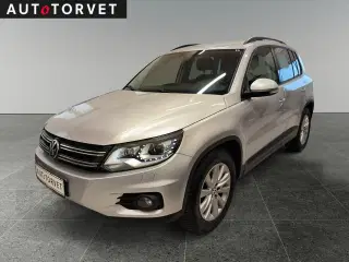 VW Tiguan 2,0 TDi 140 Track & Field DSG 4Motion Van