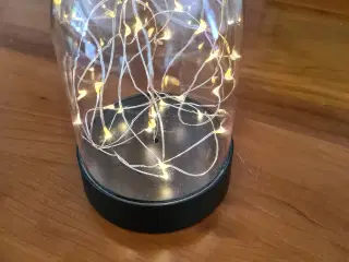 Næsten ny led lampe