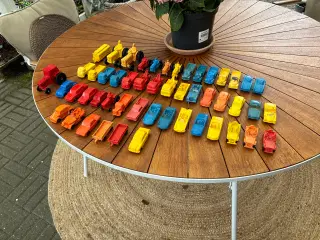 Tomte og diverse gummibiler 