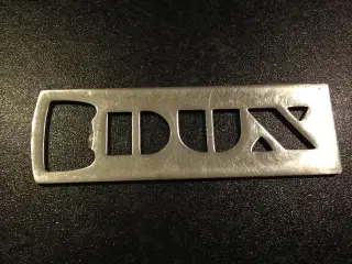 DUX oplukker