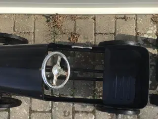 Pedal bil.