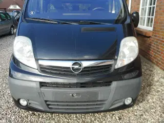 Opel Vivaro 2,5 CDTi 146 L1H1 Combi