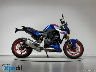 BMW F 900 R
