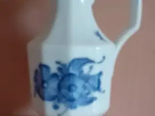 Flødekande. 10/8583 Blå blomst