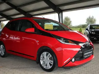 Toyota Aygo 1,0 VVT-i x-wave Sky