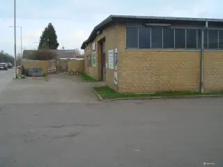 Værksted/produktion/lager/showroom