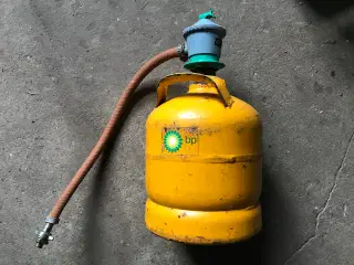 Gasflaske m. regulator