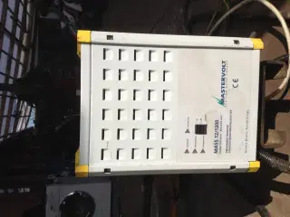 Mastervolt 12/1200w