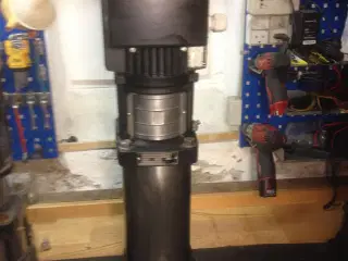 Grundfos CR2-150