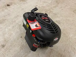 Farbriksny 675 serie briggs motor