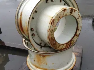 - - - HJULFÆLGE
