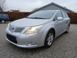 Toyota  Avensis 1,8 STW  6 gears