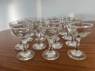 12 stk. Likør glas.