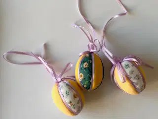 Mini påskeæg, gul/lilla m blomster, 3 stk samlet