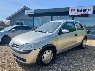 Opel Corsa 1,2 16V Family