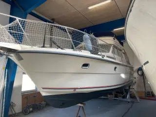 Nimbus 4000 Motorbåd Med fleay brigs