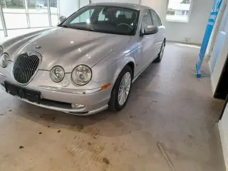 Jaguar S-Type 3,0 Deluxe aut.