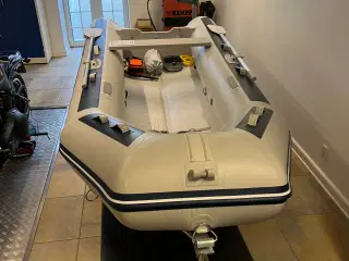 Gummibåd Honwave T38 IE, båden brugt kun 2 gange