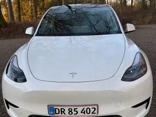 Tesla Model Y  RWD